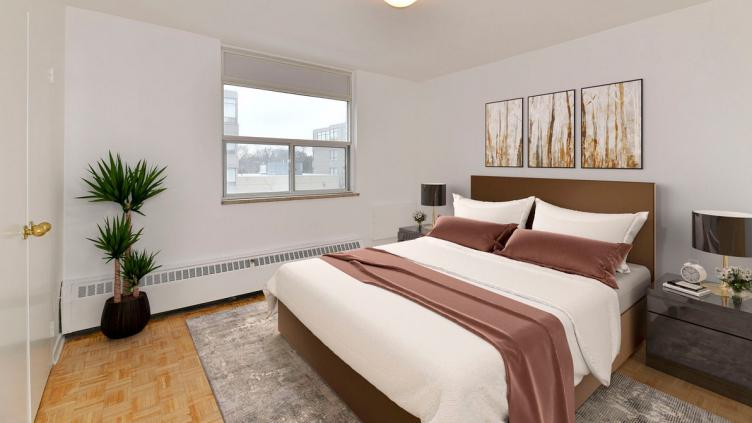 80 Montclair Avenue, Toronto, ON 5