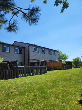 551 Commercial Street, Milton, ON 2