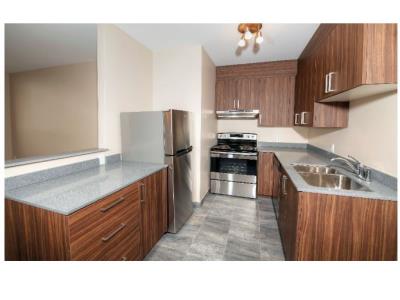 25 McArthur Ave. Ottawa, ON - Rivervale Apartments- 2 Bedroom 2