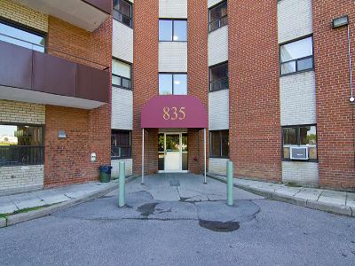 838-885 Oxford St. Oshawa, ON - 3 Bedroom 2
