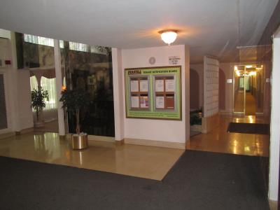 21 Mayfair Ave. Toronto, ON - Montebello Apartments - 1 Bedroom 2